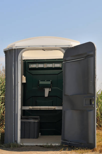 Portable Toilet Options We Offer in Coral Terrace, FL