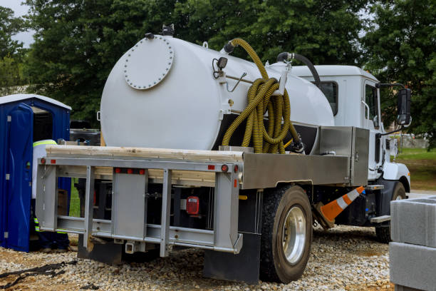Portable Toilet Options We Offer in Coral Terrace, FL